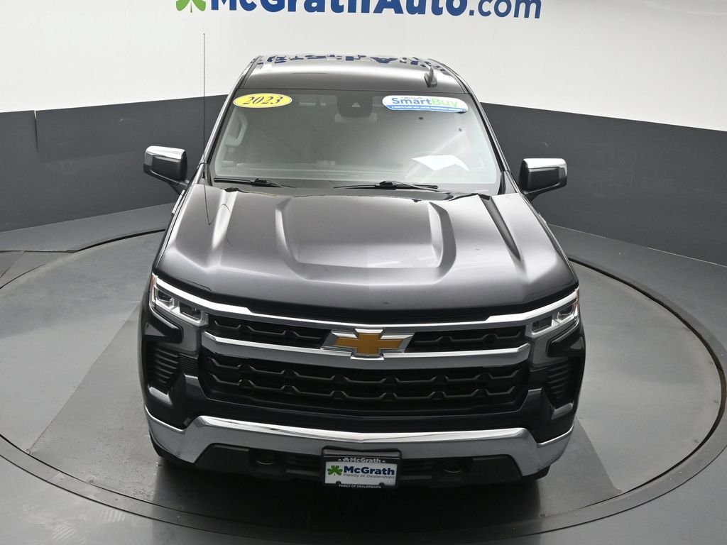 Used 2023 Gray Chevrolet LT image 27