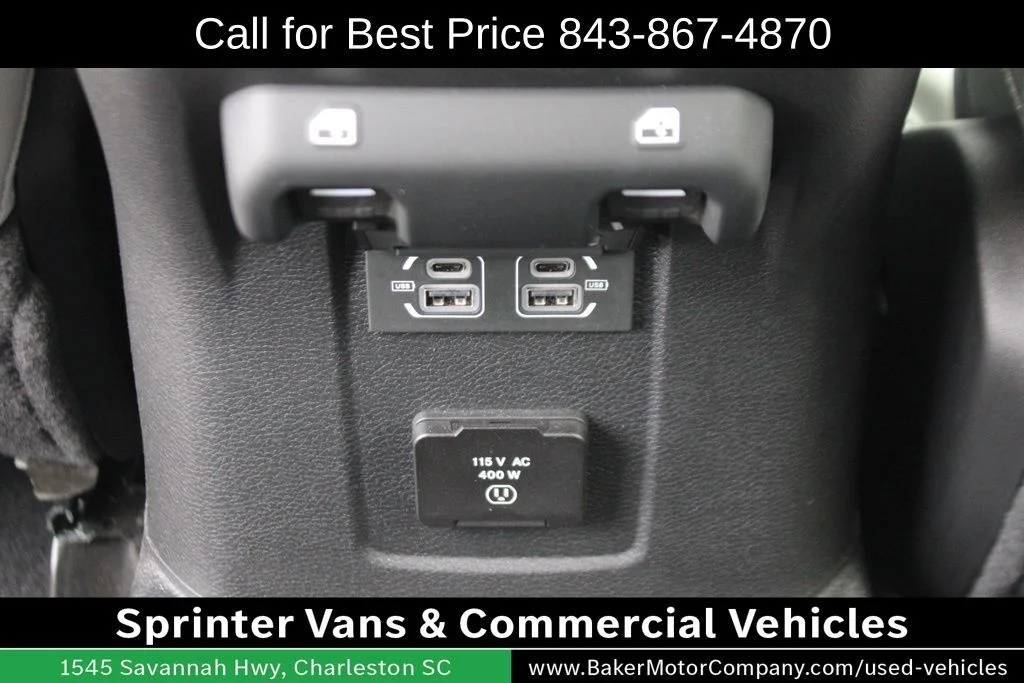 Used 2021 Black Clearcoat Jeep Overland image 27
