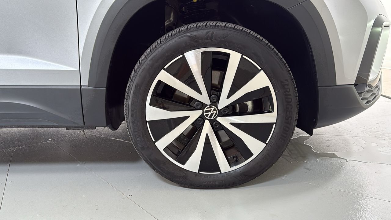 Used 2022  Volkswagen 1.5T SE image 21
