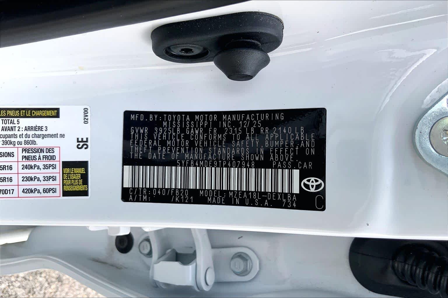 Used 2026 Ice Cap Toyota LE image 36