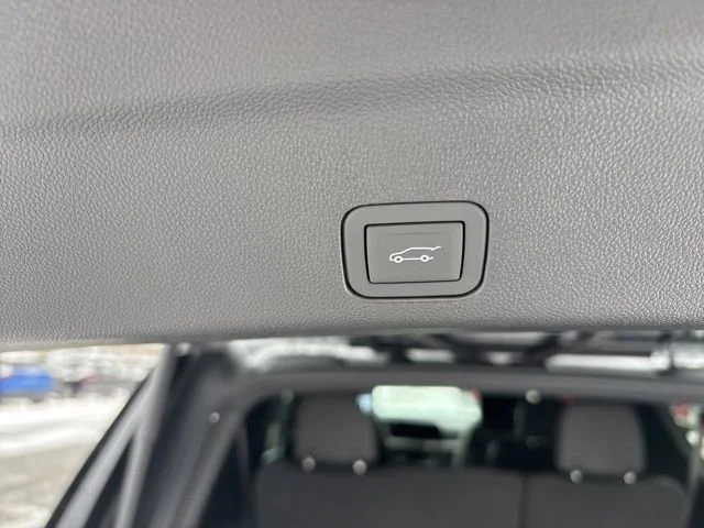 New 2026 Sterling Gray Metallic Chevrolet High Country image 20