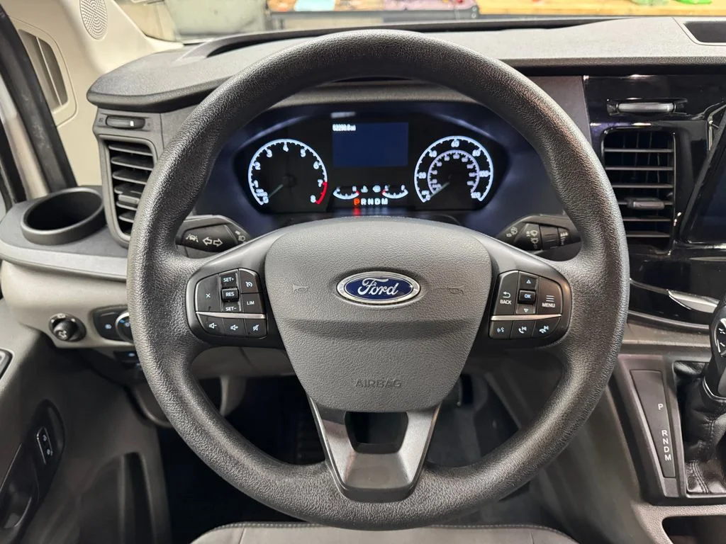 Used 2023 White Ford XLT image 19