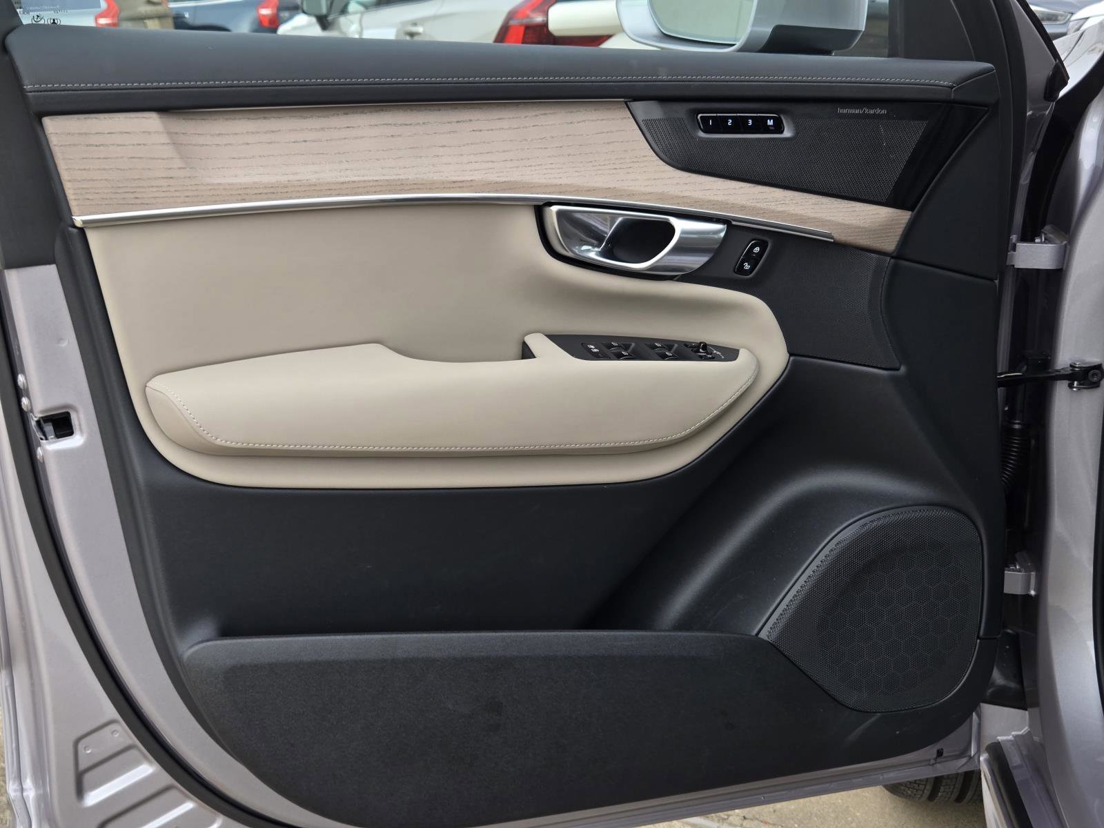 2026 Volvo XC90 Ultra - Photo 20