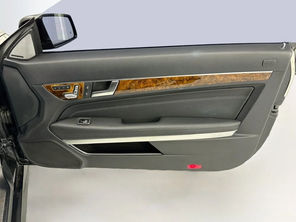 Used 2015  Mercedes-Benz E 550 image 23