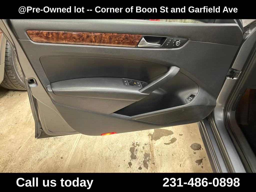 Used 2013 Gray Volkswagen TDI SEL Premium image 15