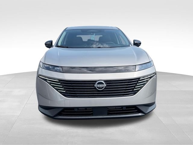 New 2026 Gold Nissan SL image 3