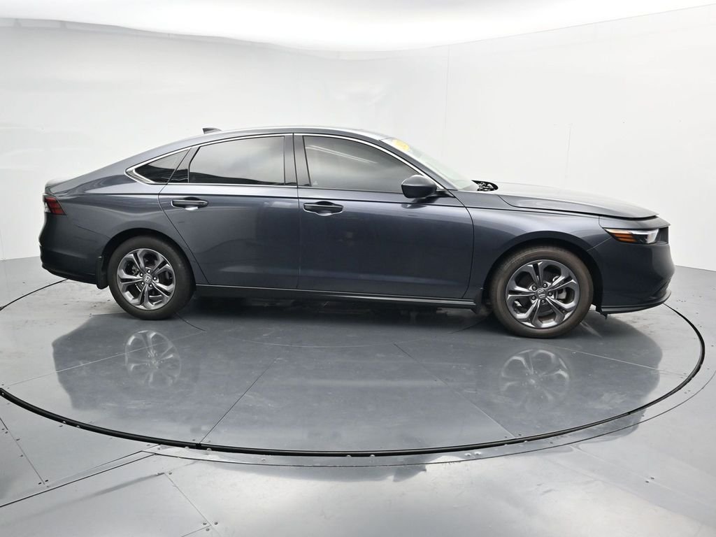 2023 Honda Accord EX - Photo 9