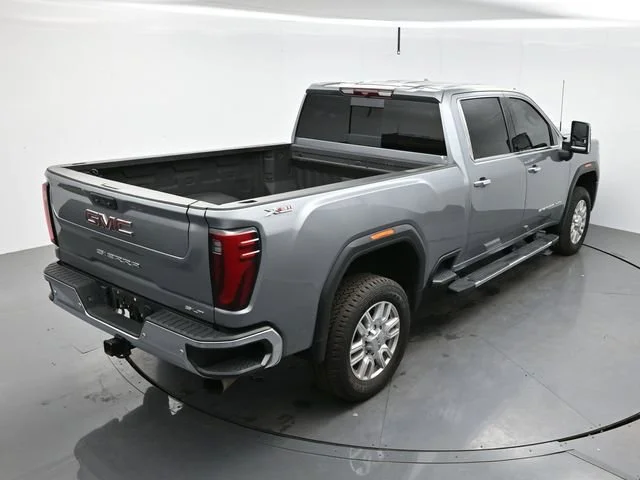 Used 2024 Sterling Metallic GMC SLT image 38