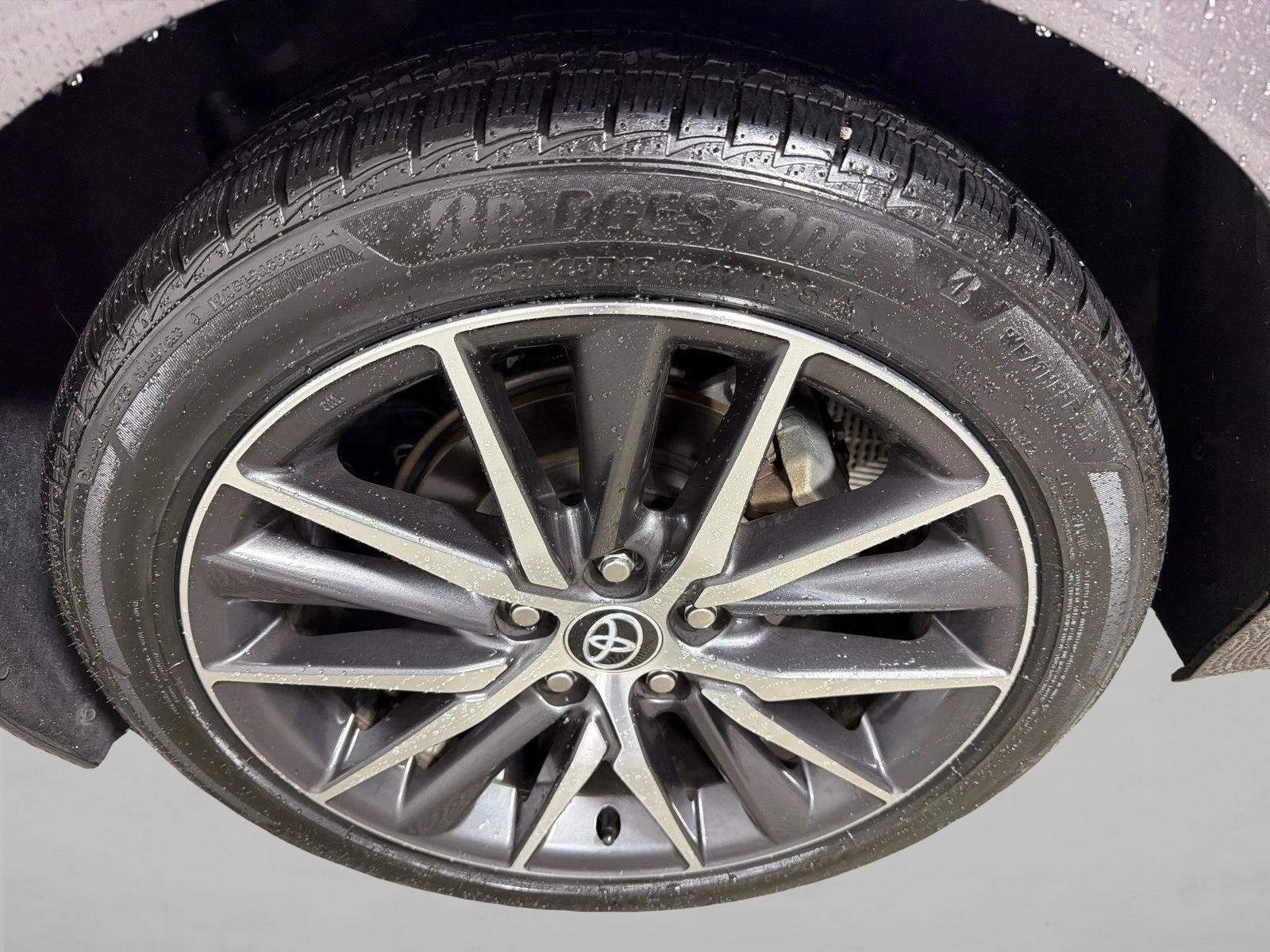 Used 2022 Celestial Silver Metallic Toyota Hybrid XLE image 19