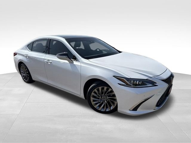 Used 2024 White Lexus 350 Luxury image 1