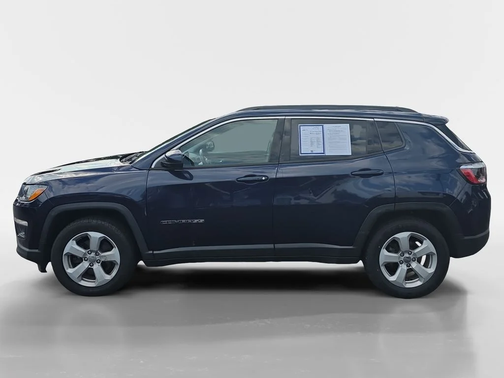 Used 2021 Jazz Blue Pearlcoat Jeep Latitude image 7