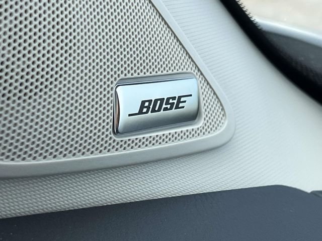 Used 2025 Gray Nissan Platinum image 14