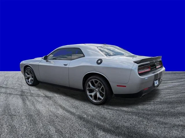 Certified Used 2017 Billet Clearcoat Dodge SXT image 6