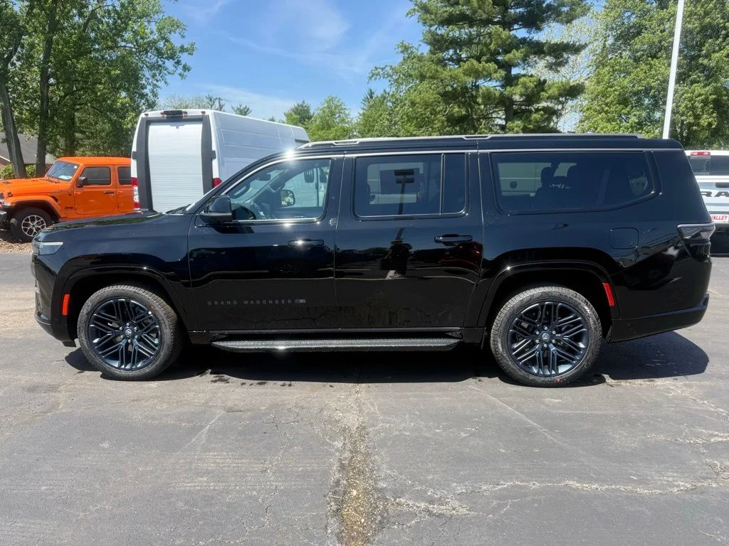 New 2026 Black Jeep  image 7