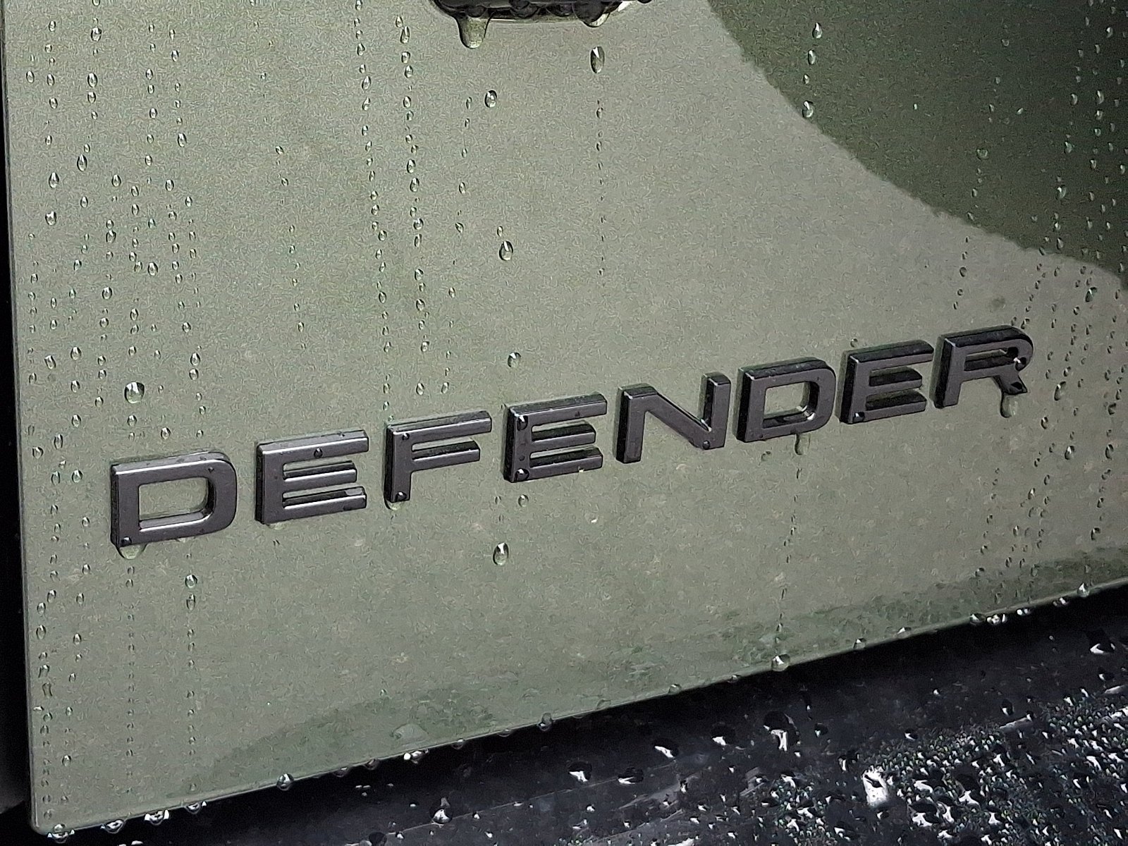 New 2026 Woolstone Green Land Rover S image 18