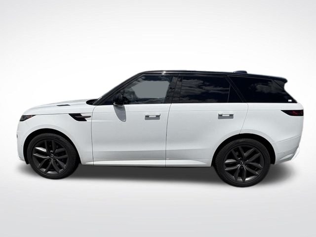Certified Used 2025 White Land Rover Dynamic SE image 5