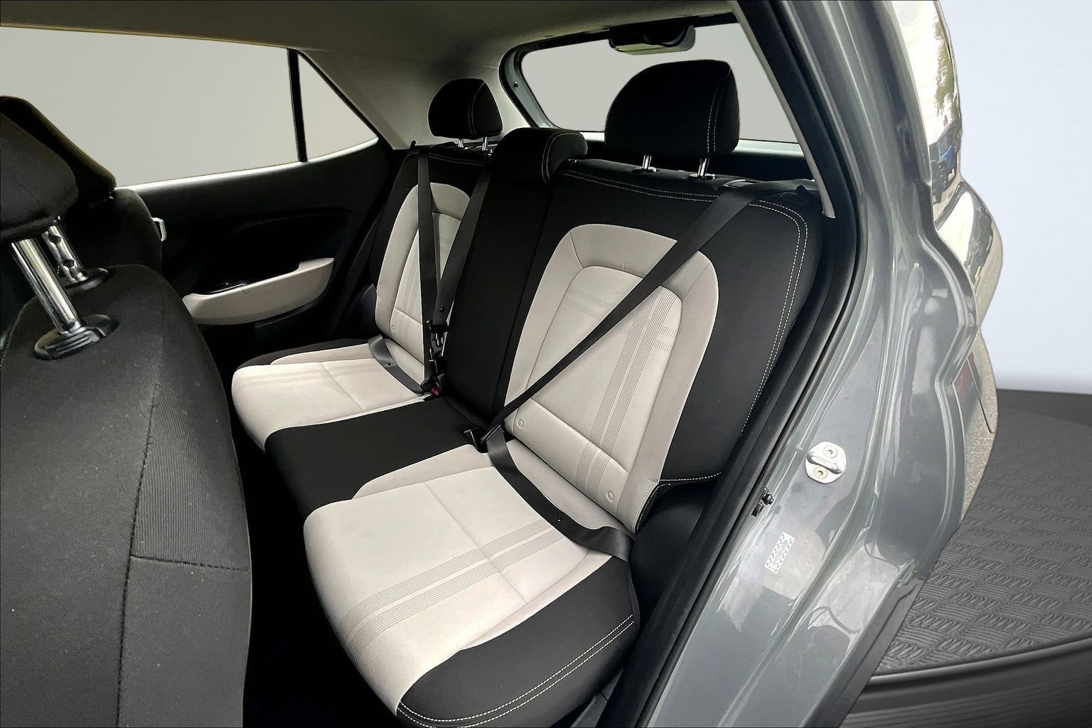 Used 2021 Gray Hyundai SEL image 20