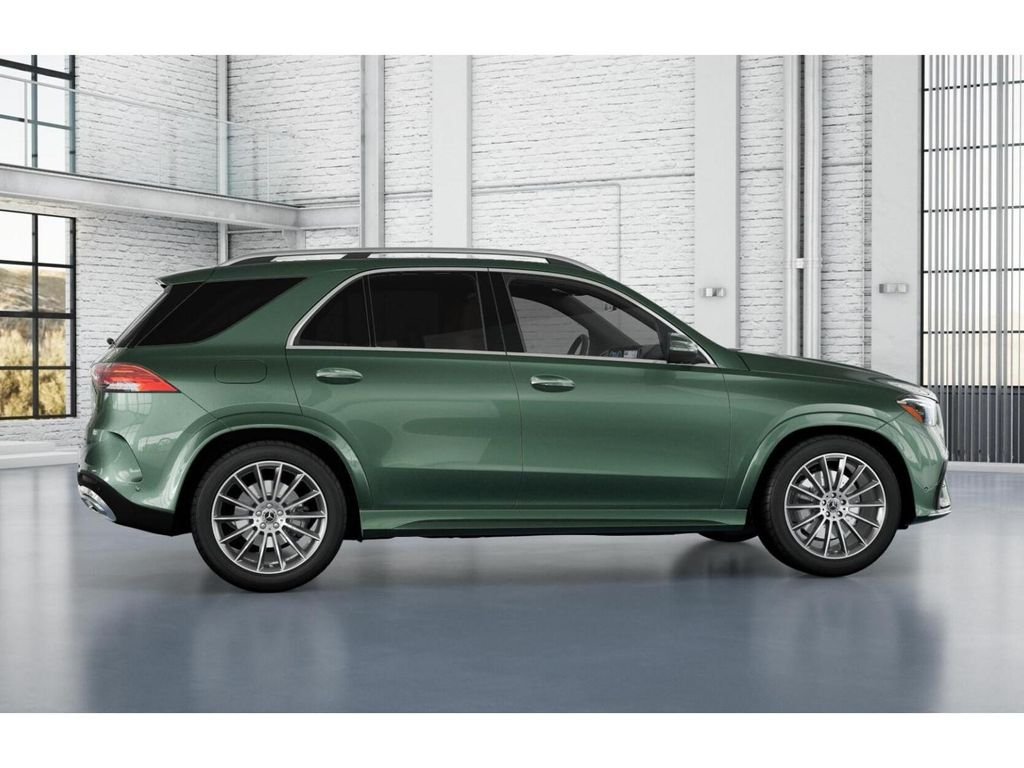 New 2026 MANUFAKTUR Ireland Mid Green Metallic Mercedes-Benz GLE 350 image 17