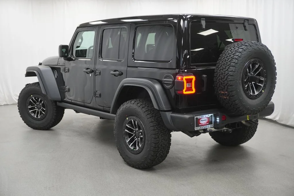New 2026 Black Clear-Coat Exterior Paint Jeep Moab 392 image 13