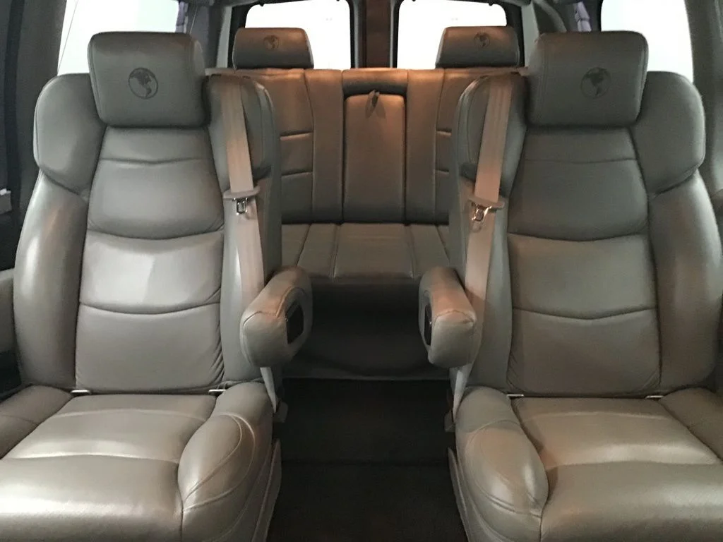 Used 2020 Black Chevrolet Explorer Limited SE image 49