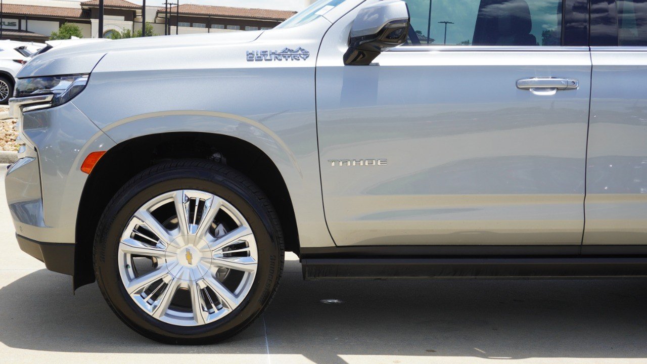 Used 2024 Gray Chevrolet High Country image 10