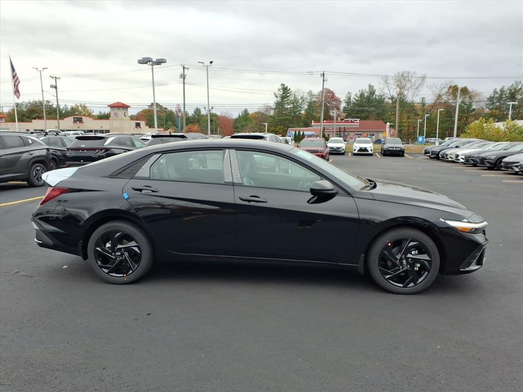 2026 Hyundai Elantra SEL Sport - Photo 6
