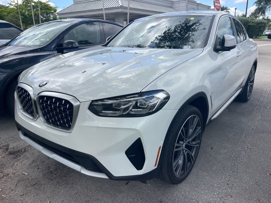 2024 BMW X4 xDrive30i's photo