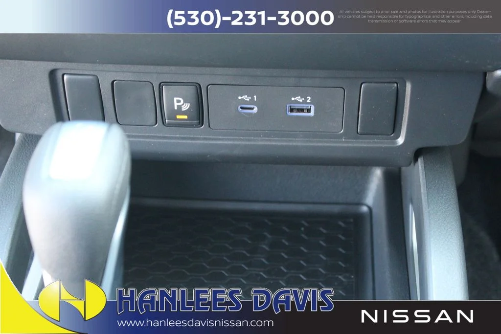 New 2026 Glacier White Nissan Crew Cab SV image 20