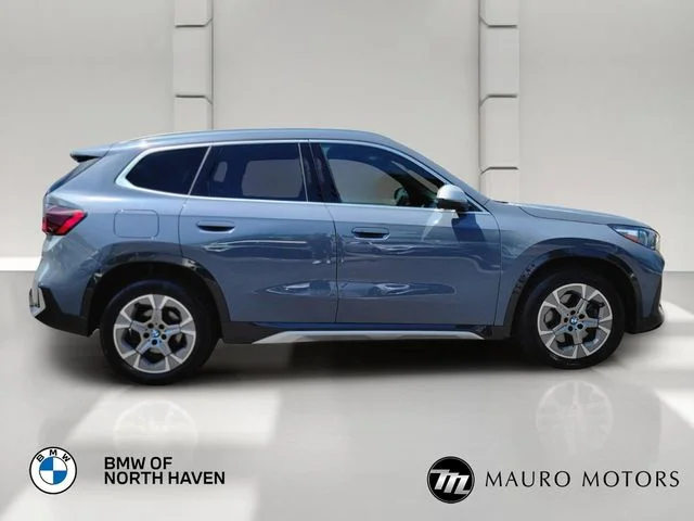Certified Used 2024 Gray BMW xDrive28i image 7