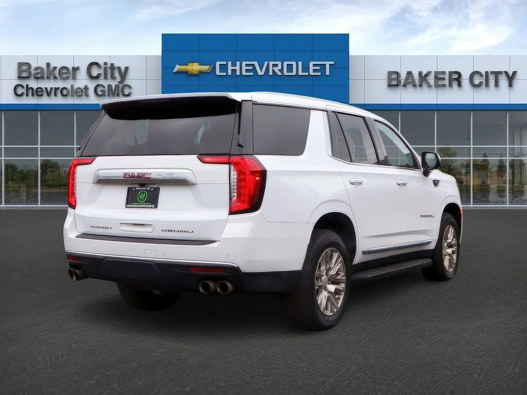 Used 2023 Summit White GMC Denali image 7