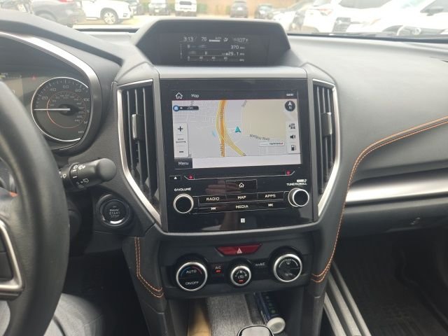 Used 2020  Subaru Limited image 12