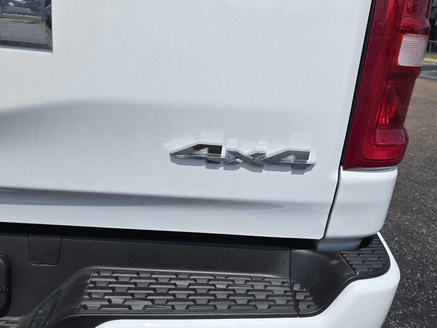 Used 2026 Bright White Clearcoat Ram Laramie image 34