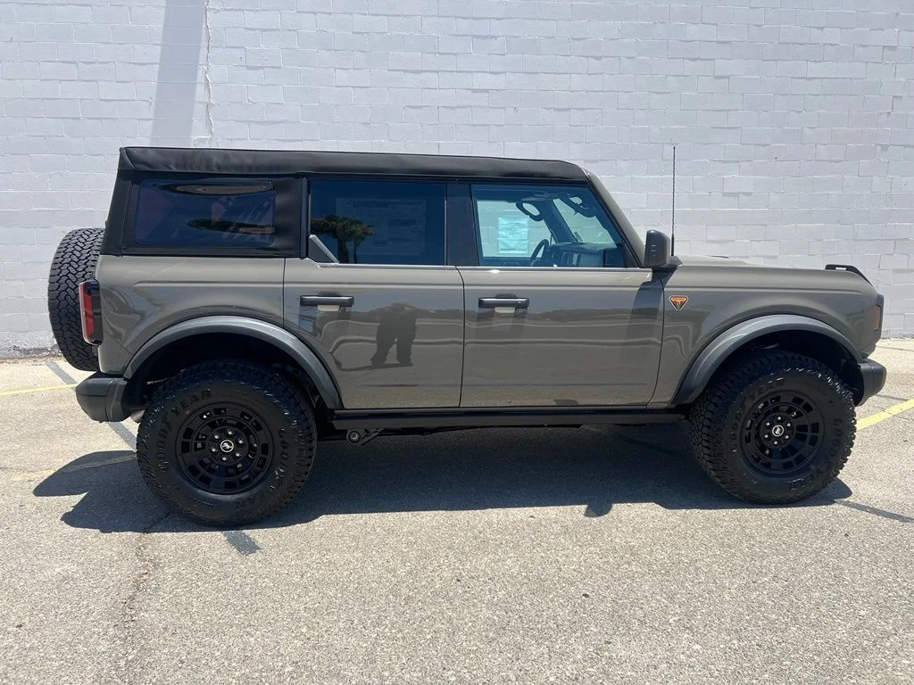 New 2026 Marsh Gray Ford Badlands® image 7