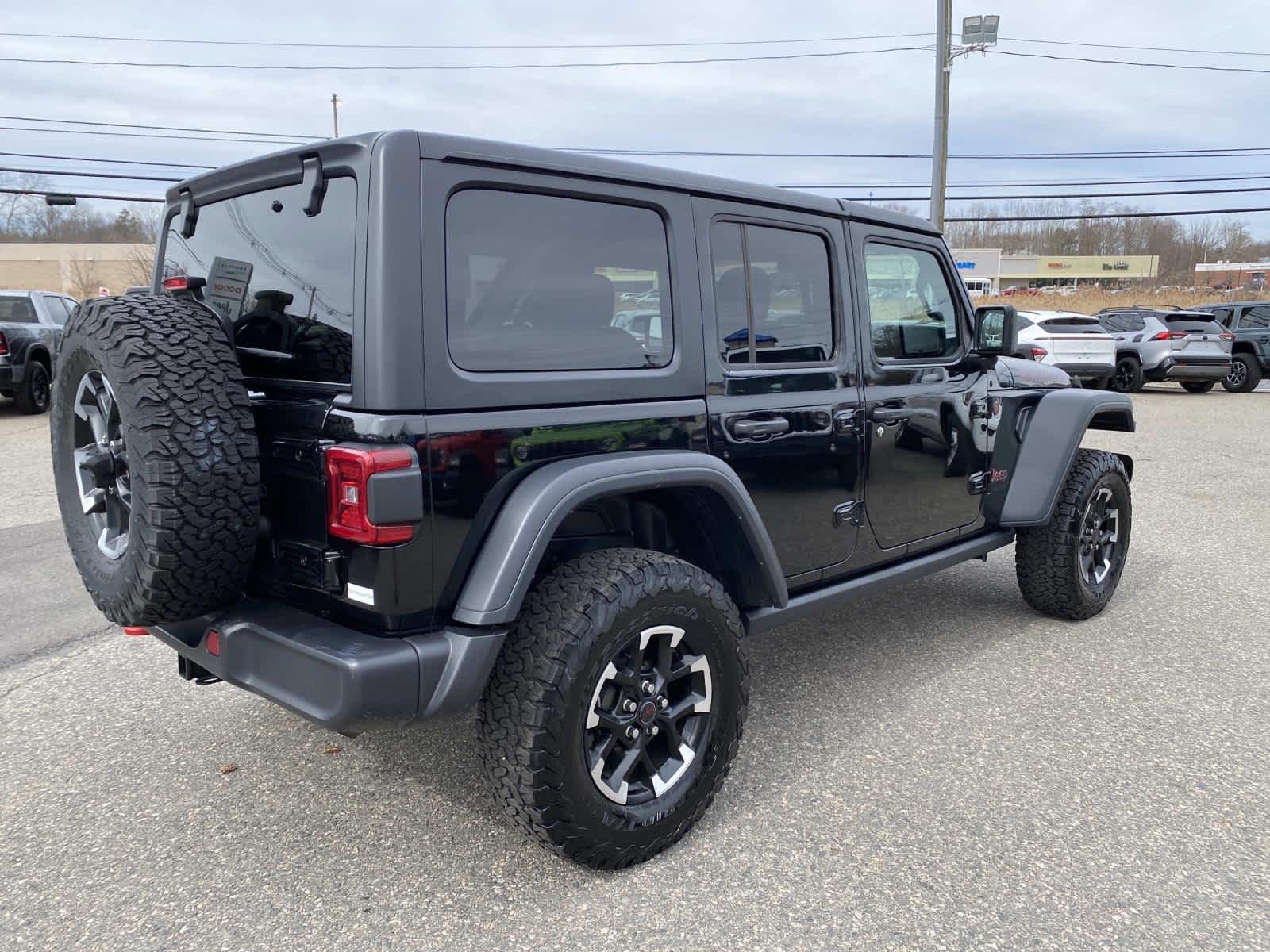 Certified Used 2025 Black Clearcoat Jeep Rubicon image 3