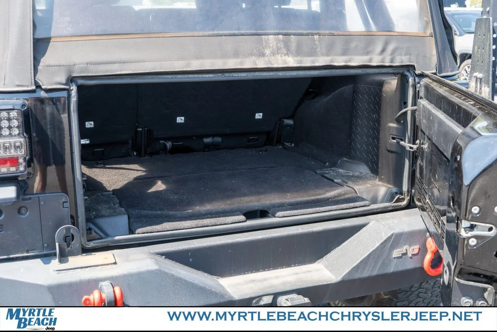 Used 2015 Black Clearcoat Jeep Unlimited Sport image 29