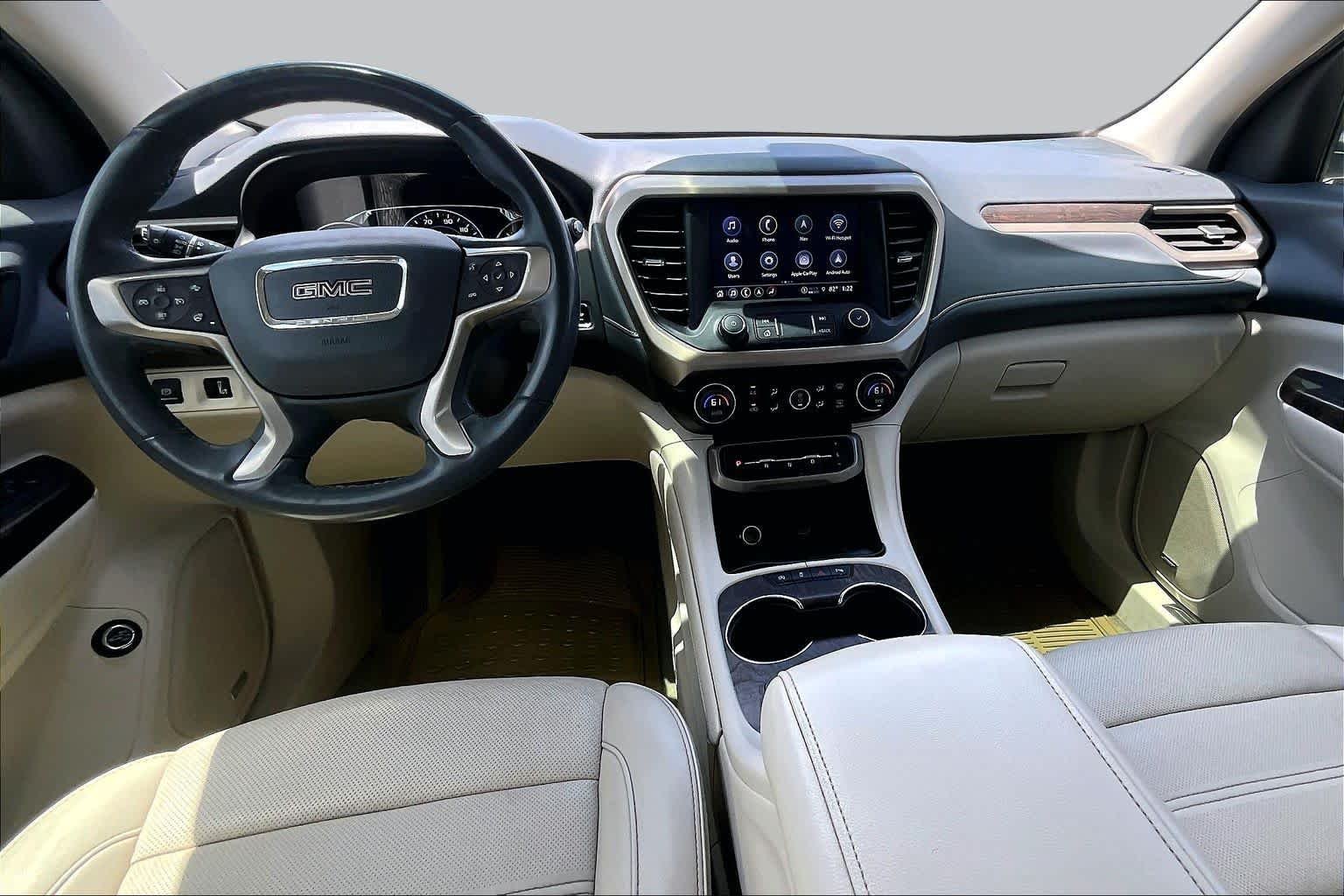 Used 2023 White Frost Tricoat GMC Denali image 16