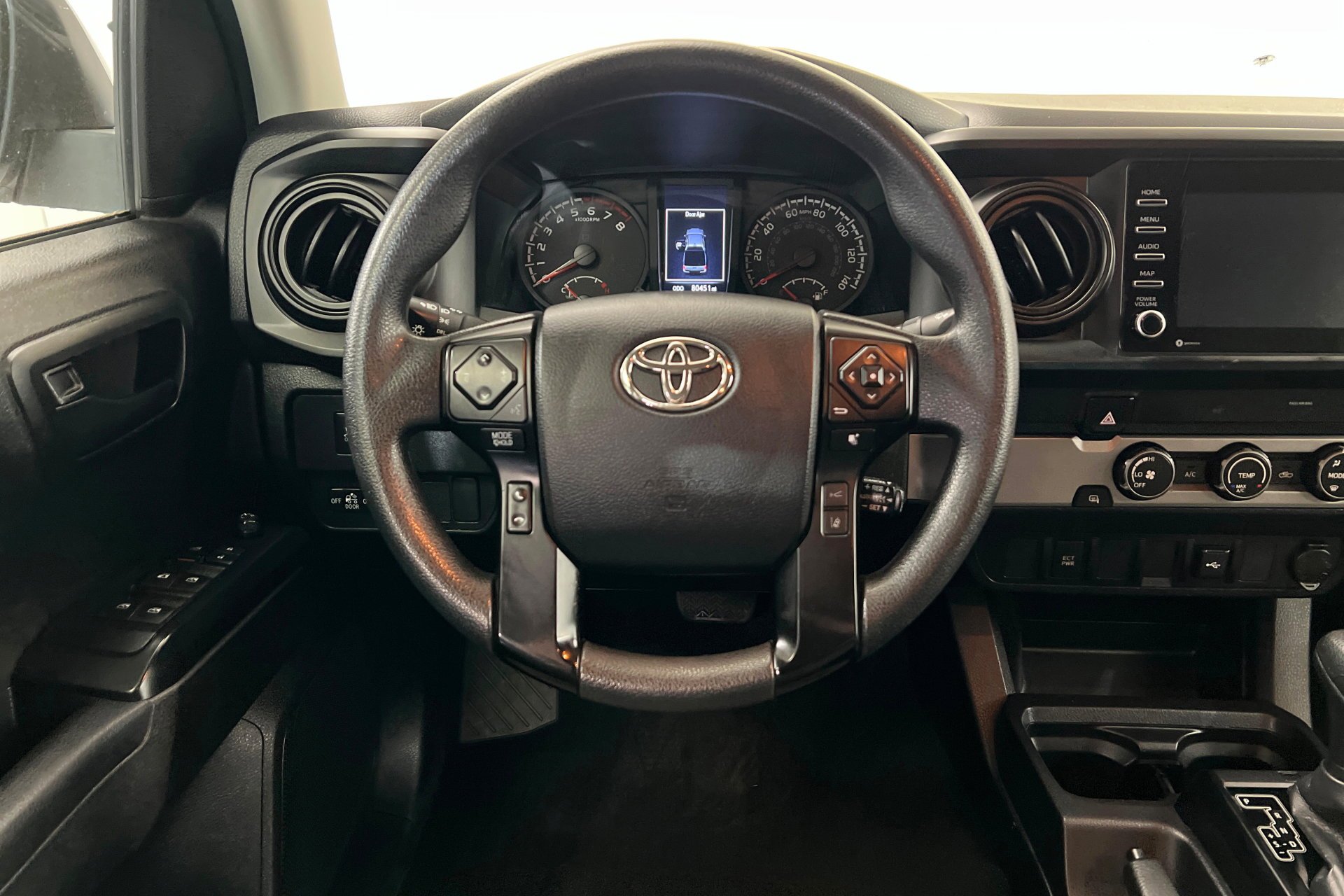 2022 Toyota Tacoma SR - Photo 13