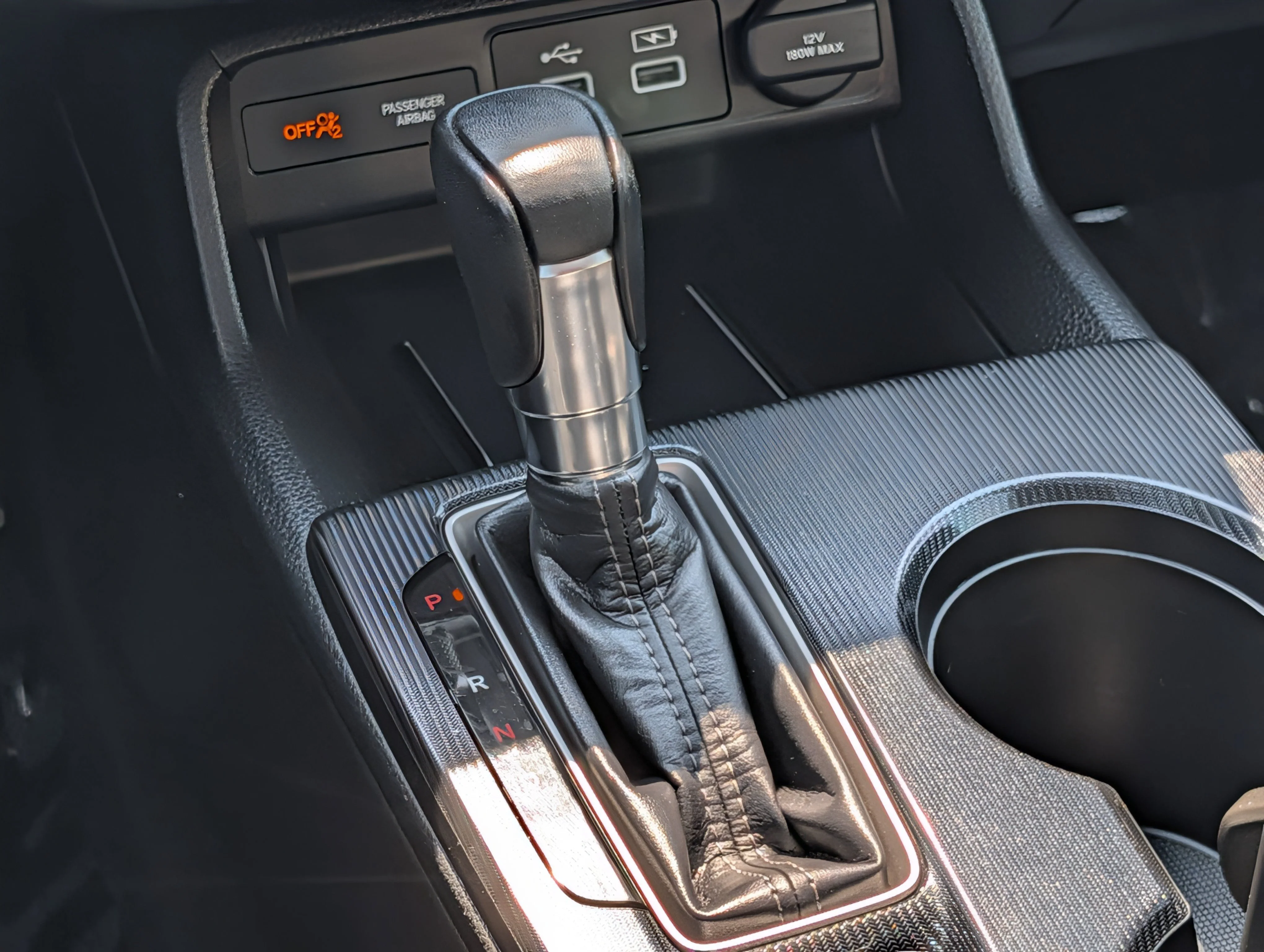 Used 2024 Meteorite Gray Metallic Honda Touring image 27