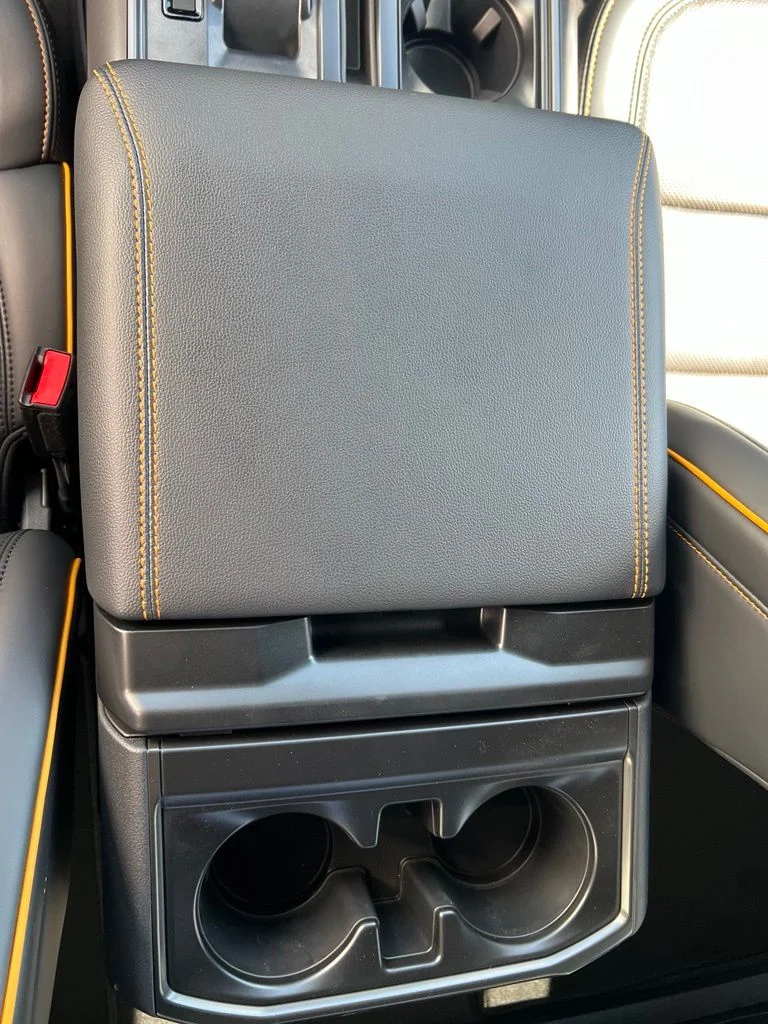 New 2026 Carbonized Gray Metallic Ford Tremor® image 18