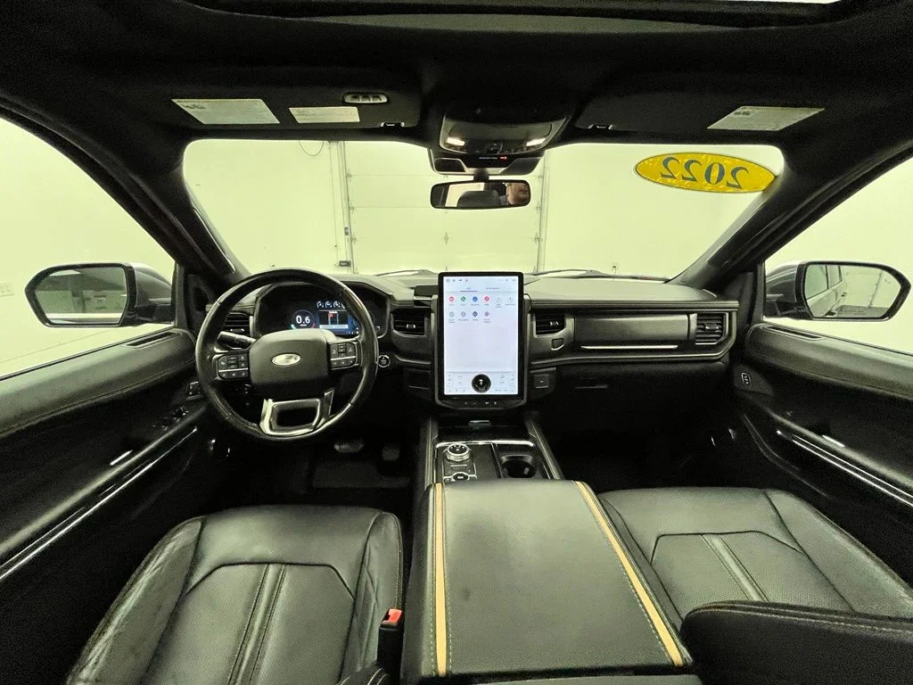 Used 2022 Black Ford Platinum image 4