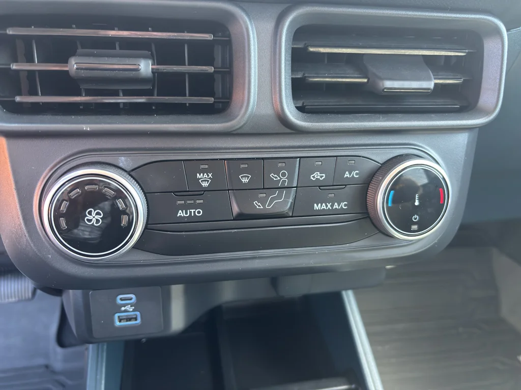Used 2024 Shadow Black Ford XLT Advanced image 20