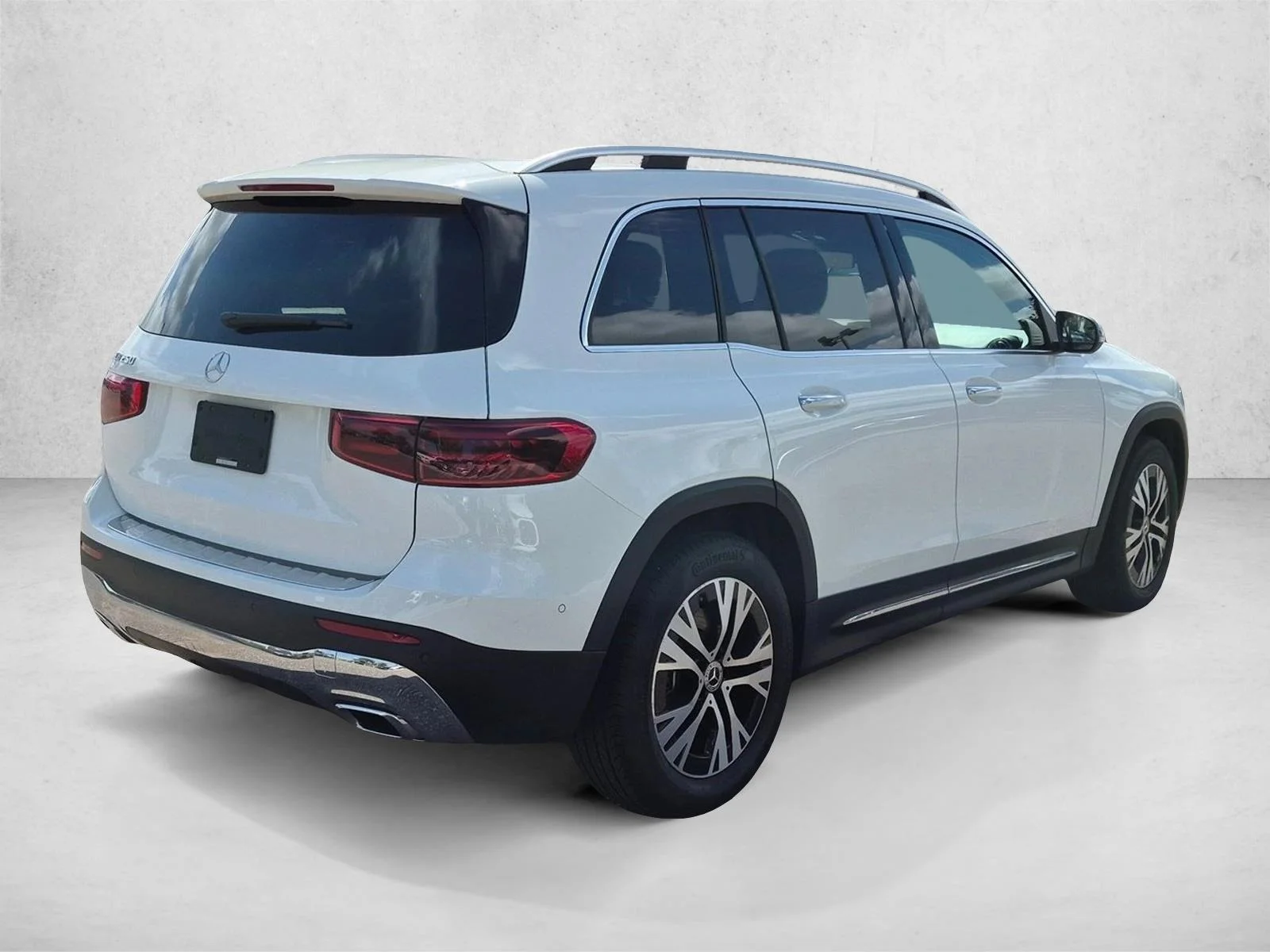 Used 2024 Polar White Mercedes-Benz GLB 250 image 5