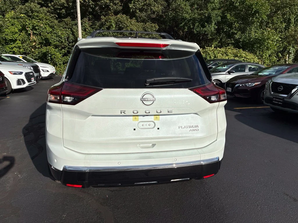New 2026 Everest White Pearl TriCoat Nissan Platinum image 7