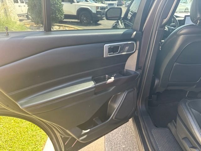 Used 2020 Gray Ford XLT image 16