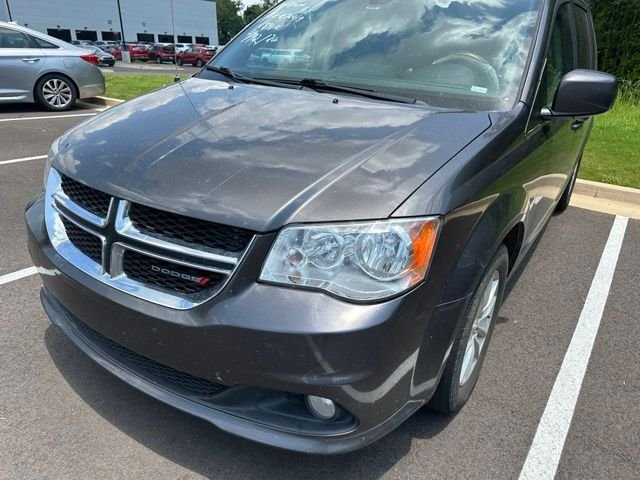Used 2019 Dodge Grand Caravan SXT with VIN 2C4RDGCG6KR726113 for sale in Southaven, MS