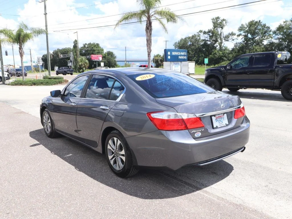 Used 2014  Honda LX image 8