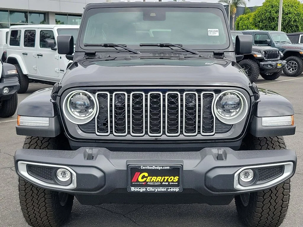 2025 Jeep Wrangler 4-Door Sahara - Photo 21