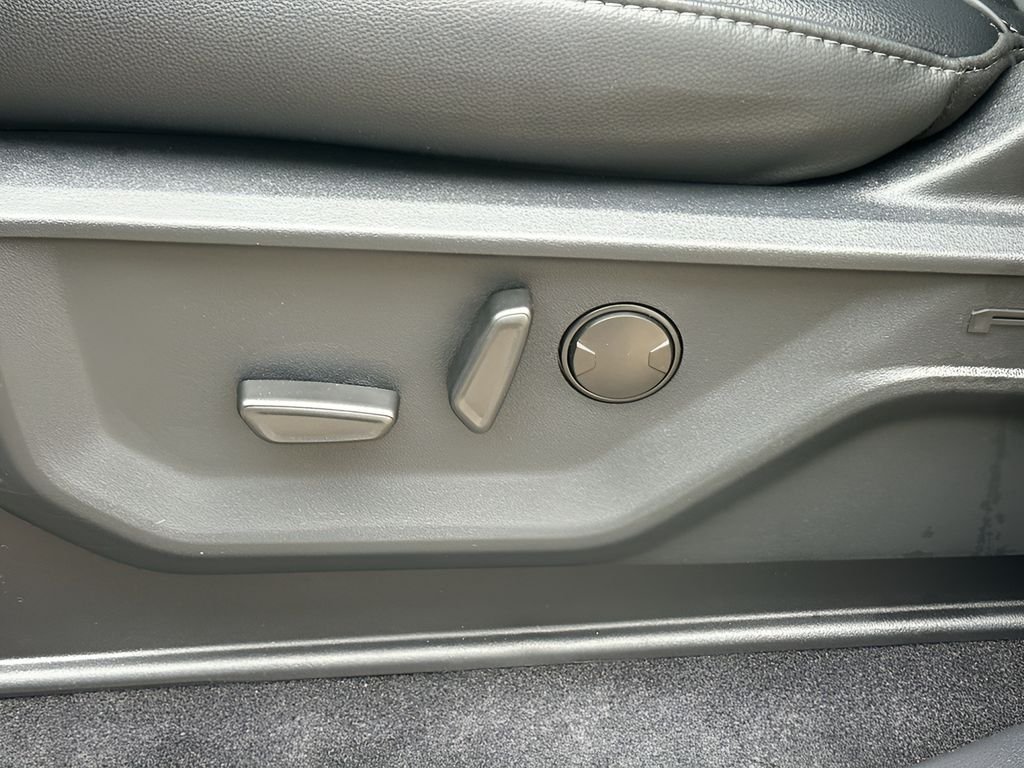 New 2025 Space White Metallic Ford Lariat® image 31