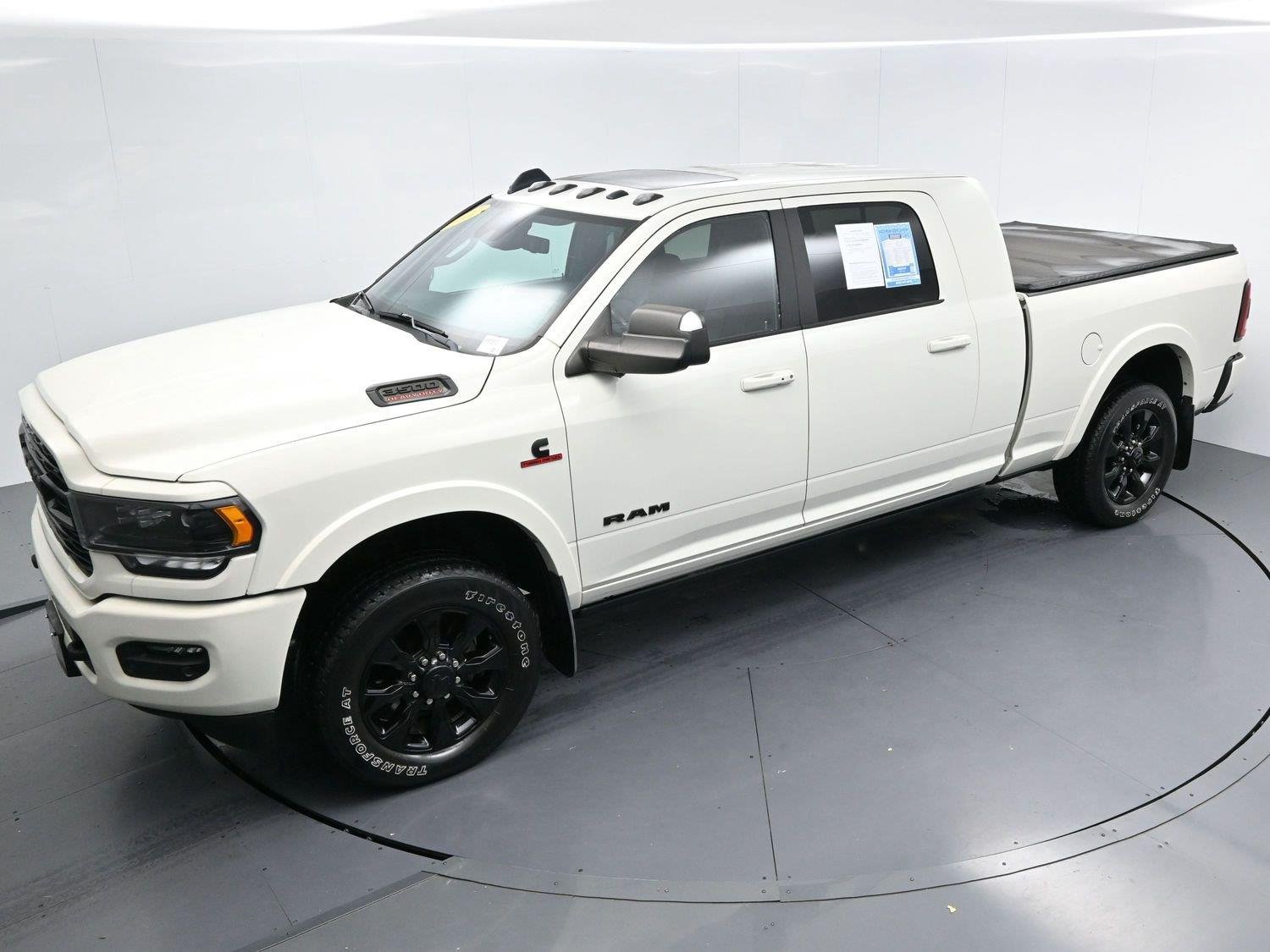 Used 2022 Pearl White Ram Limited image 44