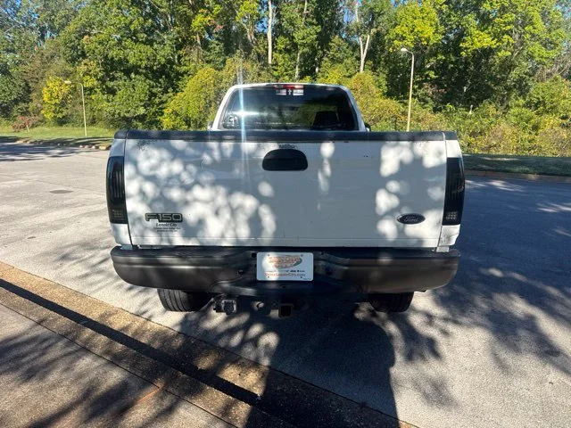 Used 2001 White Ford XL image 6